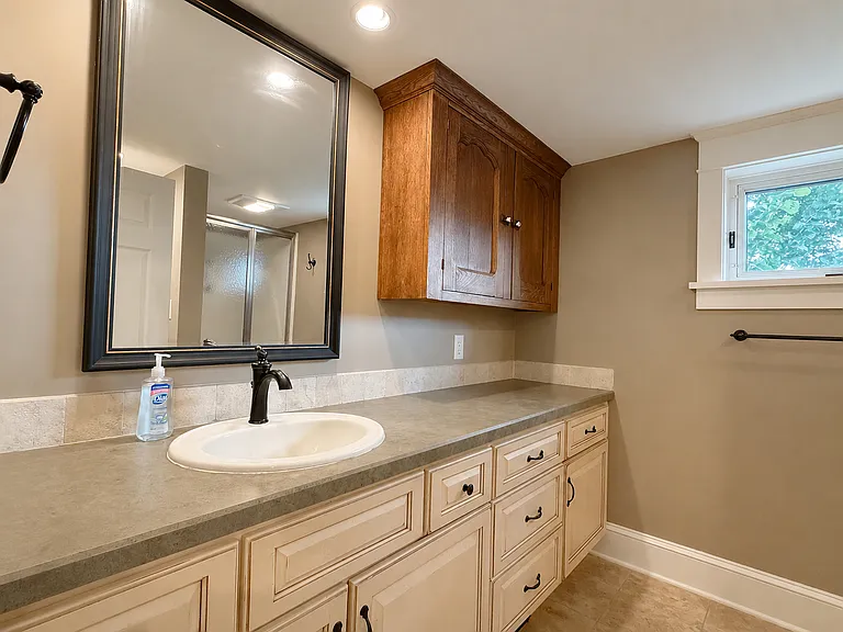 1592 Old Line Rd — Photo 17