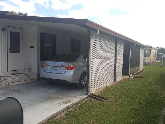 Carport/side view