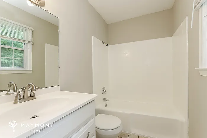661 N Peace Haven Rd — Photo 12