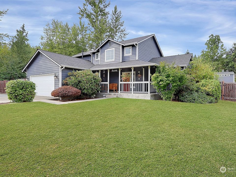 1st image of 170 Tamarack Court NW