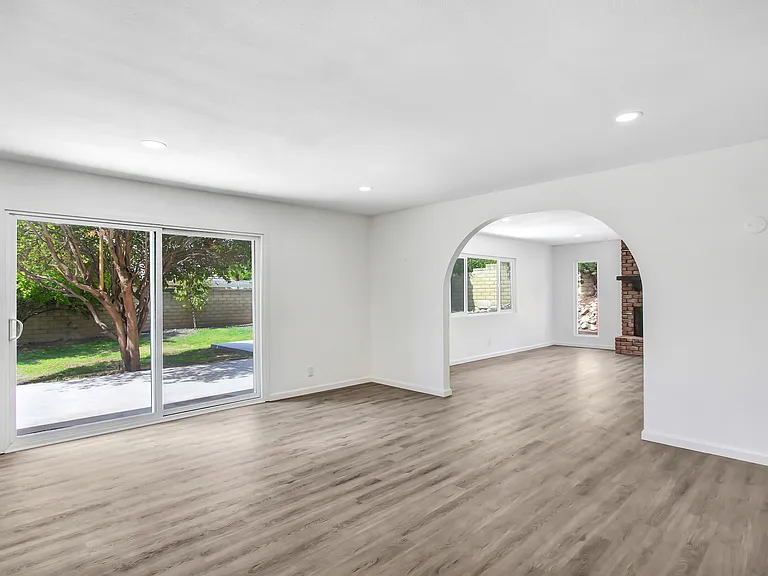 1589 Omalley Ave — Photo 7