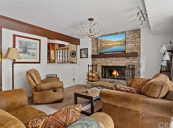 2nd image of 136 Rockledge Ln #13