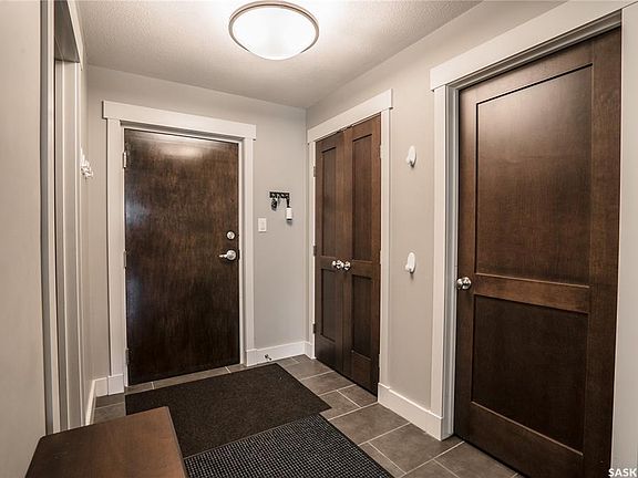 4th image of 1132 College Dr #204