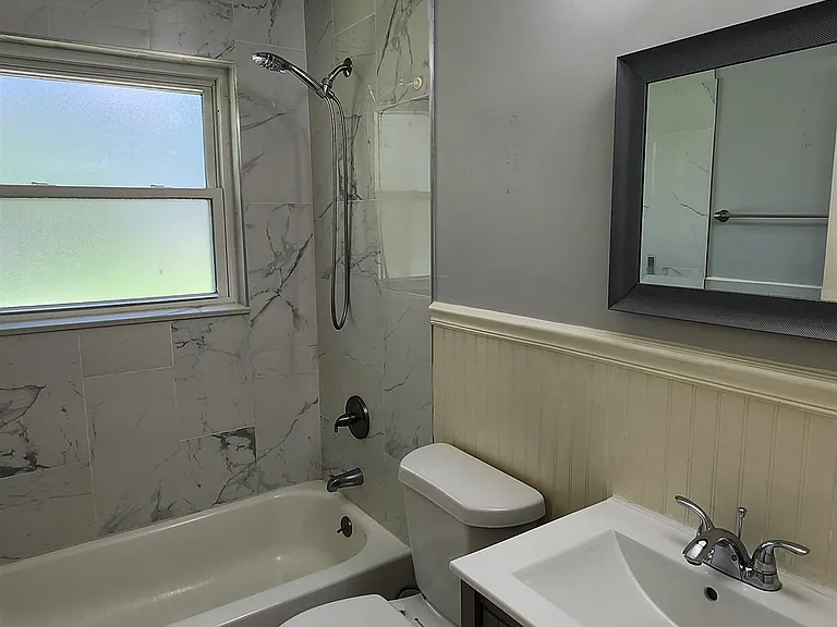 1355 Dearing Rd — Photo 21