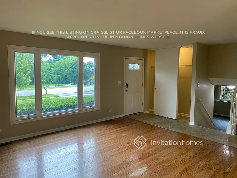 940 Sandlewood Ct — Photo 2
