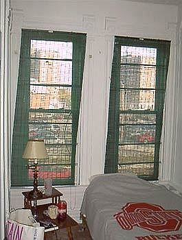 4th image of 133 1/2 W 10th Ave