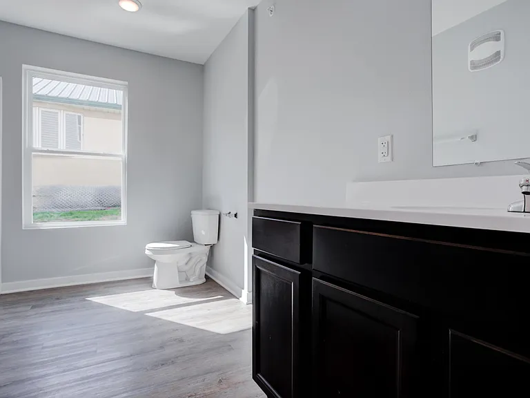 Cypress Point Apartments — Photo 7