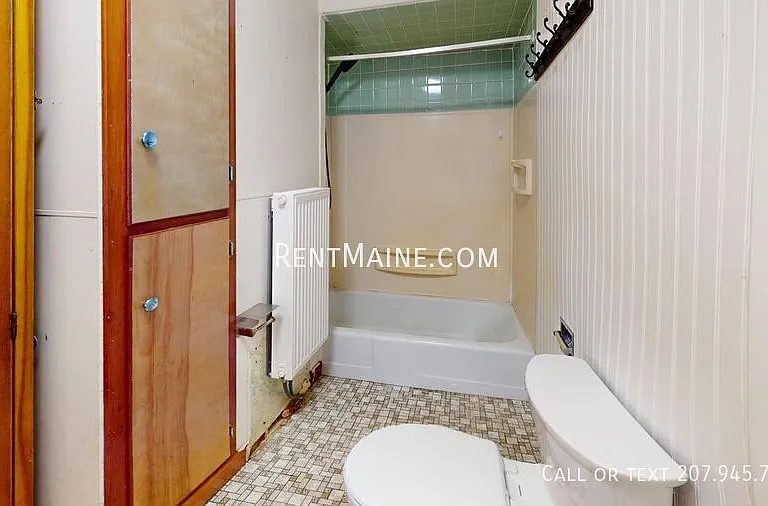 445 Main St #A — Photo 5