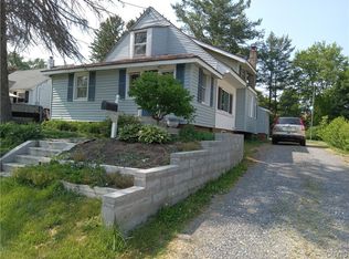 110 W Molloy Rd, Syracuse, NY 13211