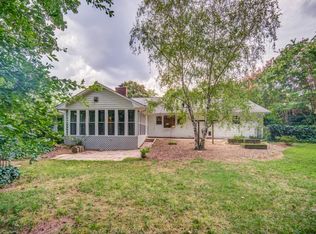 210 Thistlewood Ln, Roswell, GA 30075