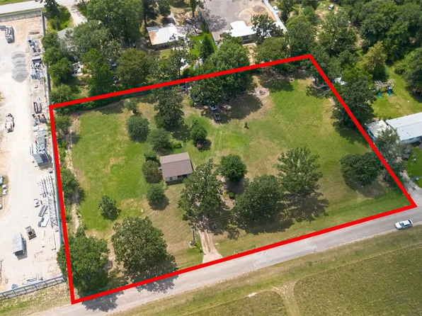 2200 Red Oak Ln, Conroe, TX 77306