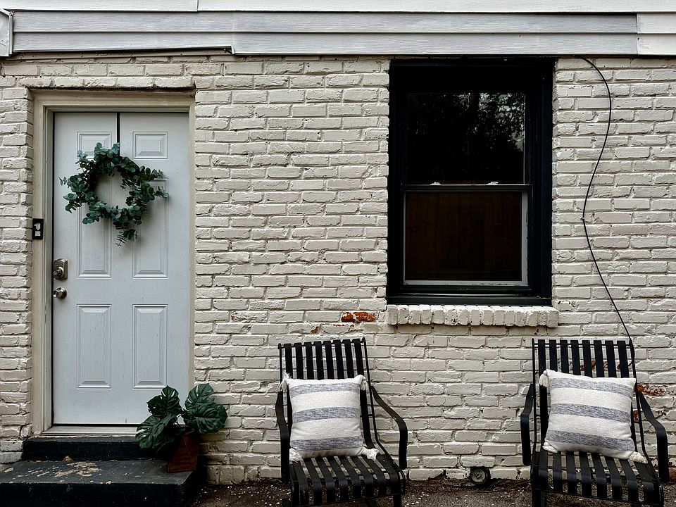 Private entrance to unit is on the side of the home.