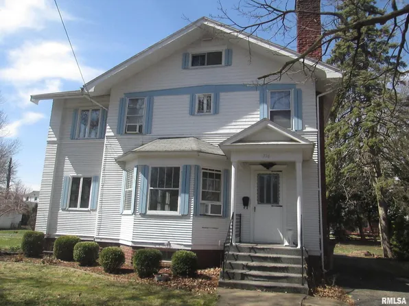 716 NW 4th Ave, Galva, IL 61434