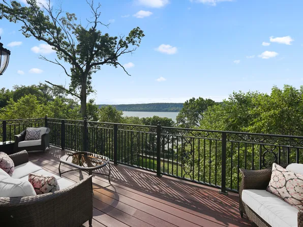 3061 Scenic Place image 15 of 40