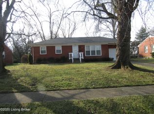 1912 Taffeta Dr, Louisville, KY 40272