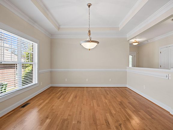 4th image of 11517 Midlavian Dr