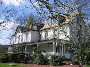 44 Darlington Rd, Beaver Falls, PA 15010