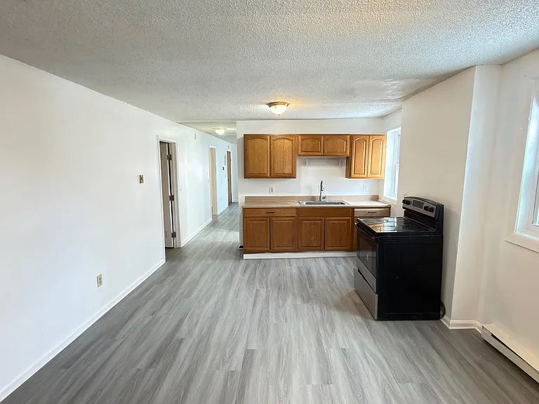 3134 6th Ave #3 — Photo 4