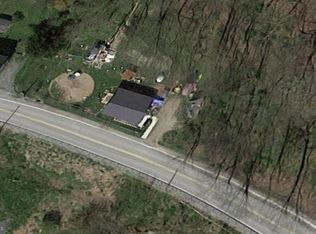 2806 Seven Valleys Rd, Glen Rock, PA 17327