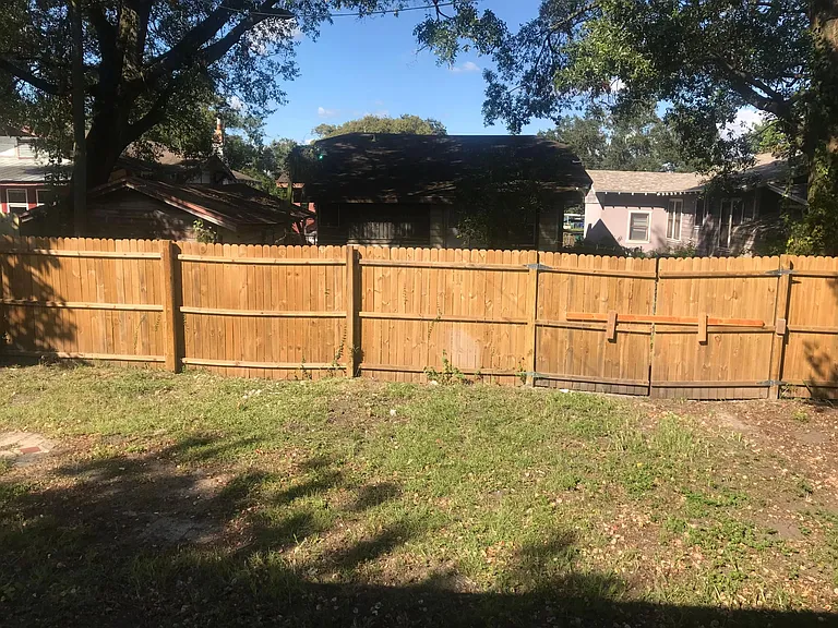 416 E Floribraska Ave — Photo 16