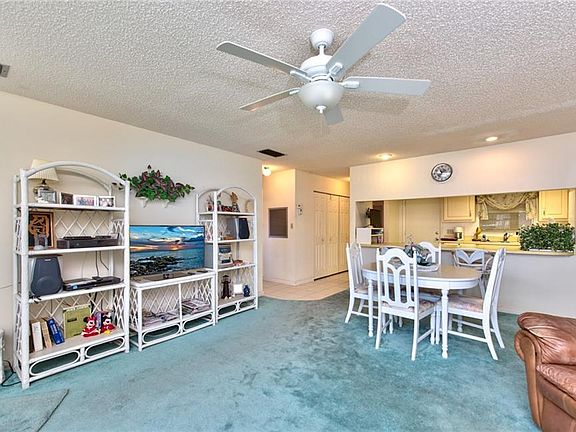 4th image of 1500 Popham Dr APT A33
