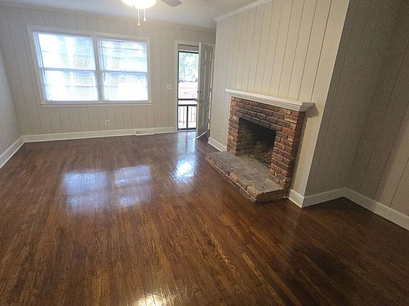 4th image of 1575-77 Lonsford Dr #1577