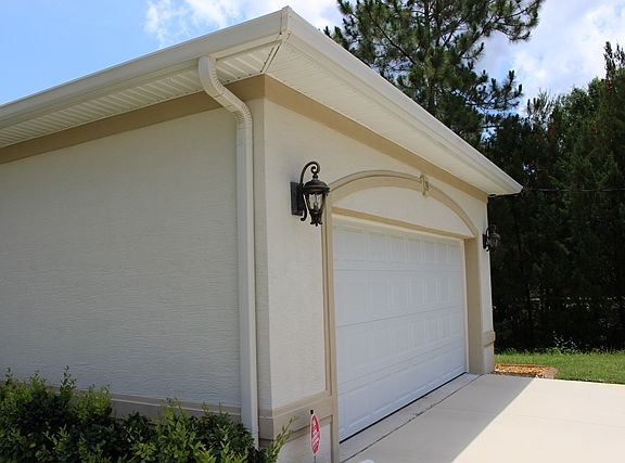 4th image of 39 White Hall Dr