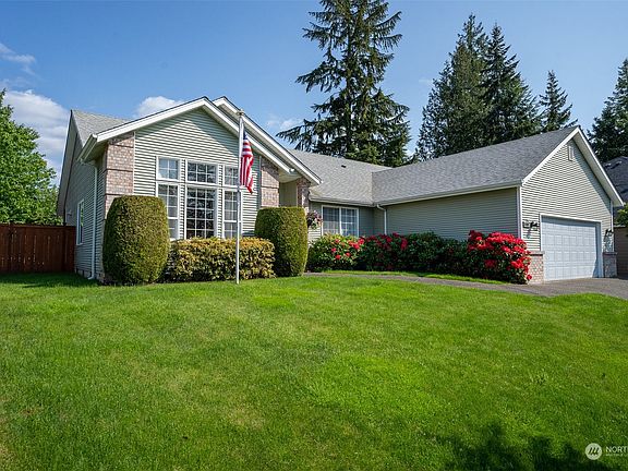 3rd image of 8101 196th Avenue E