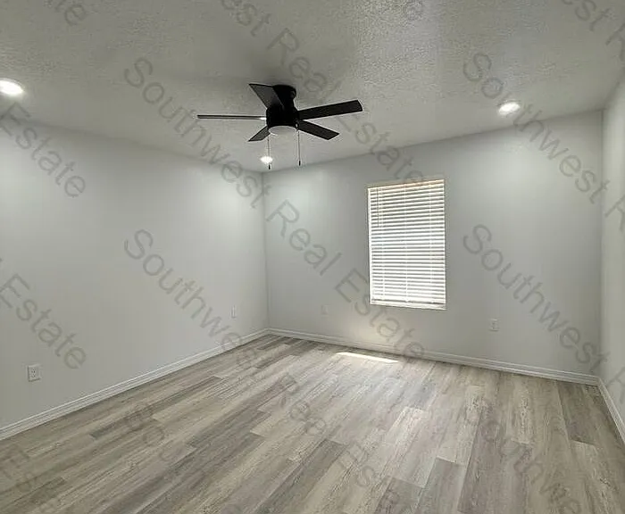 305 Starlite Dr #A — Photo 4