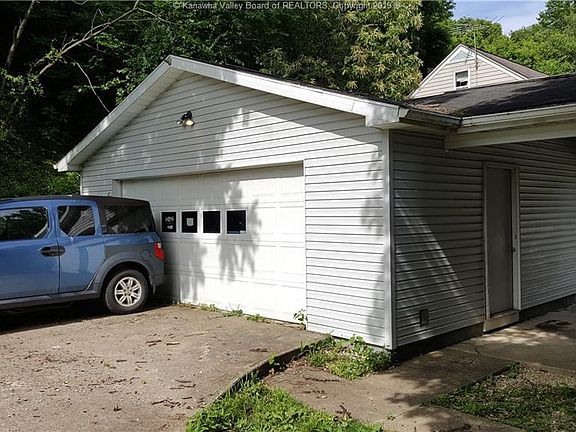 2nd image of 1884 Sugar Creek Dr
