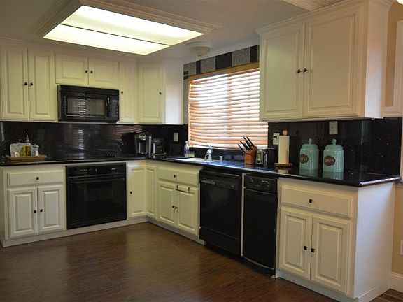 3rd image of 2333 Cordoba Way