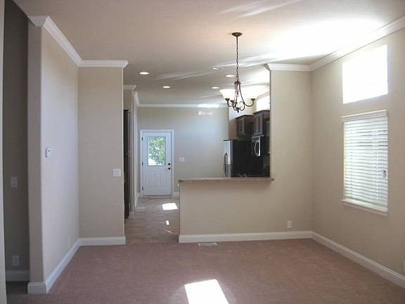 4th image of 252 Franciscan Dr