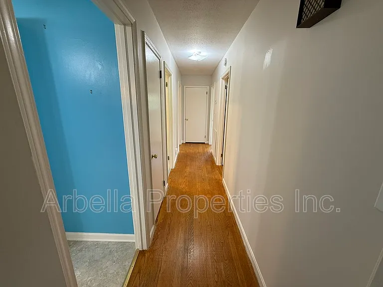 1713 Seward Dr — Photo 13