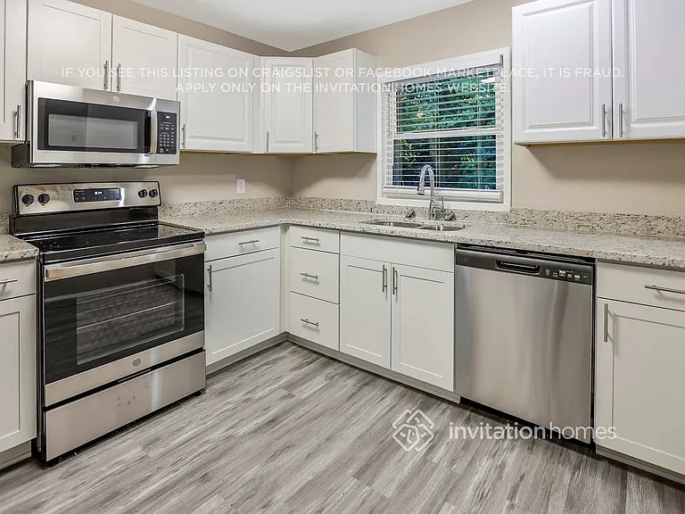 3473 Pinehill Dr — Photo 6