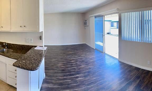 2nd image of 18020 Burbank Blvd APT 4