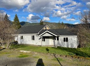 1805 NW Candler Ave, Grants Pass, OR