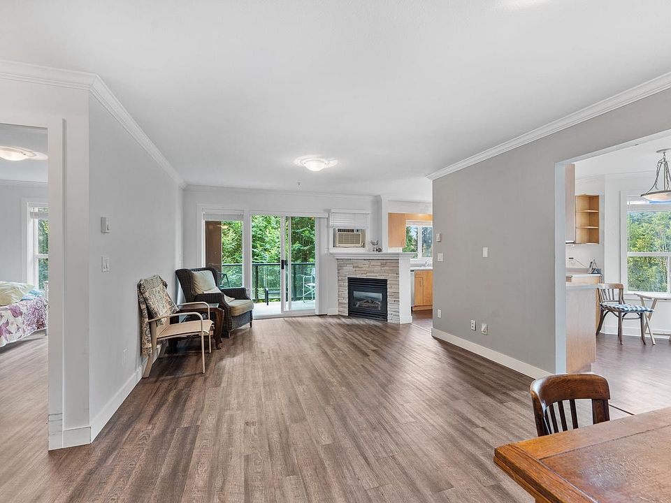 1st image of 20239 Michaud Cres #303