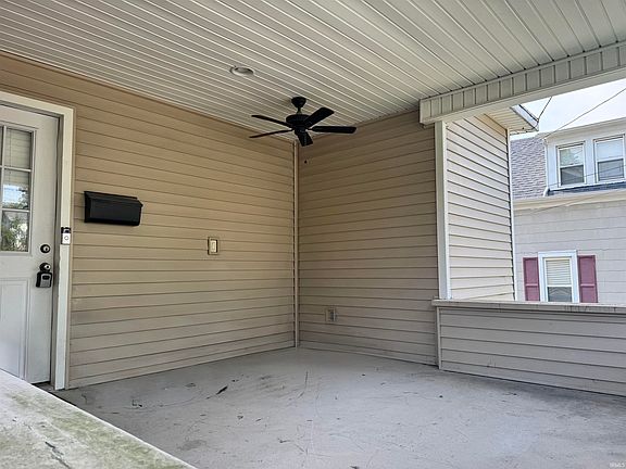 3rd image of 423 W Tipton St