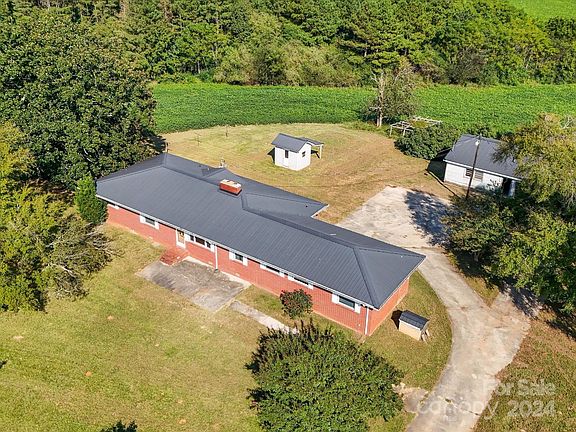 2nd image of 1513 Old Pageland Marshville Rd