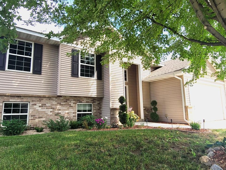 1st image of 713 Farmers Way