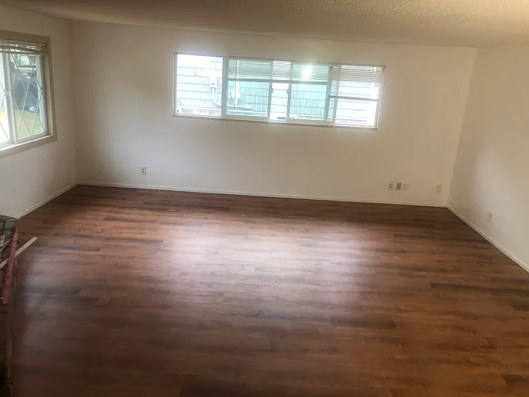 3338 Franklin Ave #1 — Photo 10