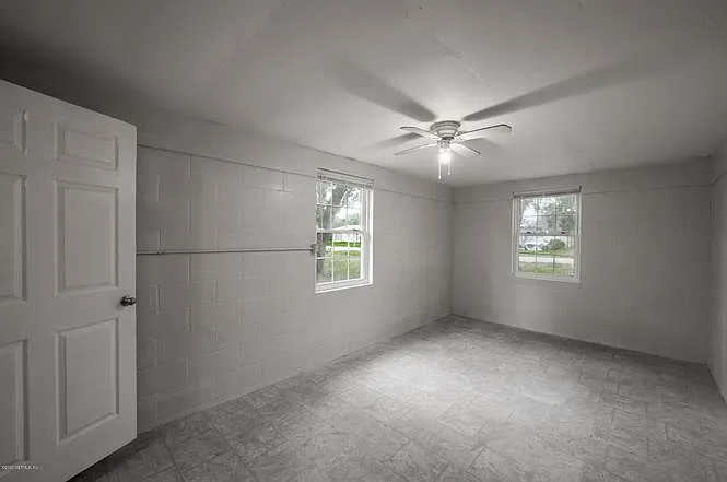 5143 Banshee Ave — Photo 9