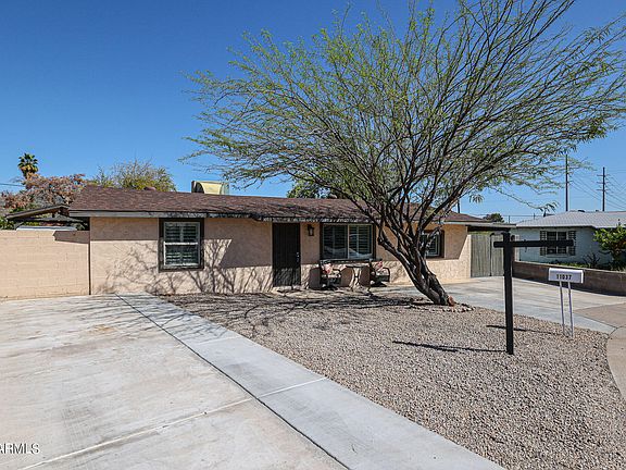 3rd image of 11037 N 18TH Avenue