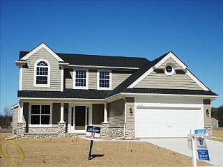 1st image of 373 Whitewater St
