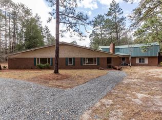 477 Edgewood Ter, West End, NC 27376