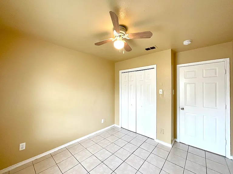 422 Amires Pl — Photo 20