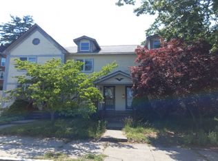 35 Waldo St #2, Pawtucket, RI 02860