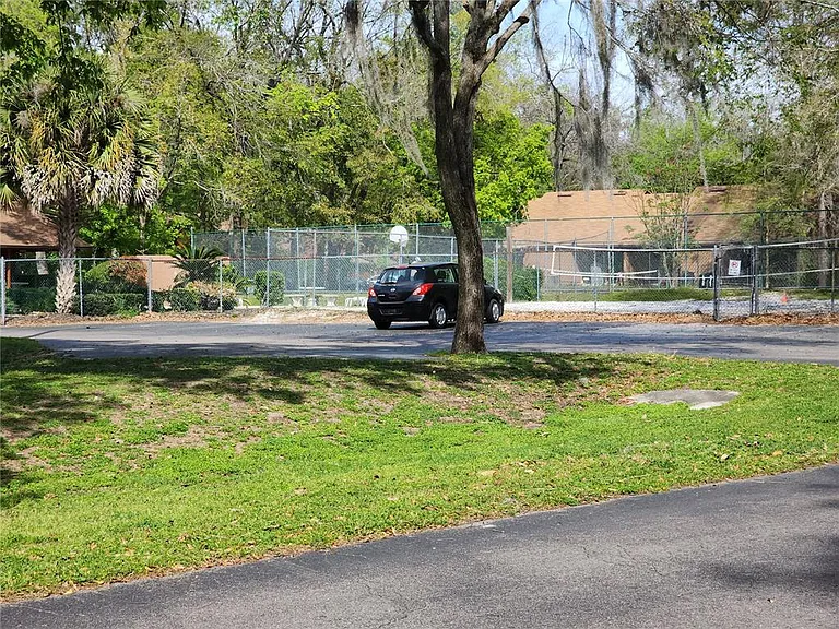 5823 SW 9th Pl #H-55 — Photo 47