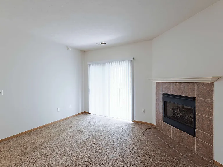 Gateway Park Apartments — Photo 55