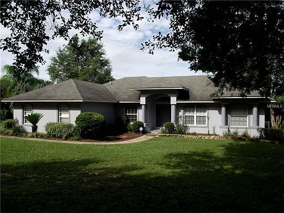 2nd image of 215 Forest Park Ln